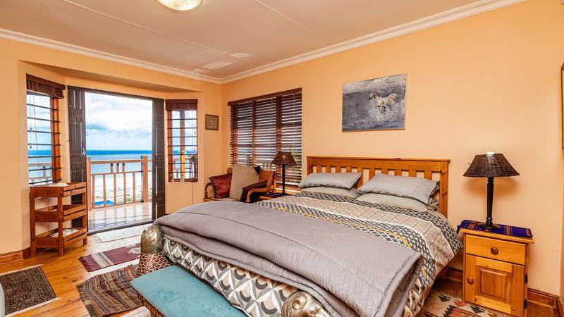 6 Bedroom Property for Sale in Outeniqua Strand Western Cape